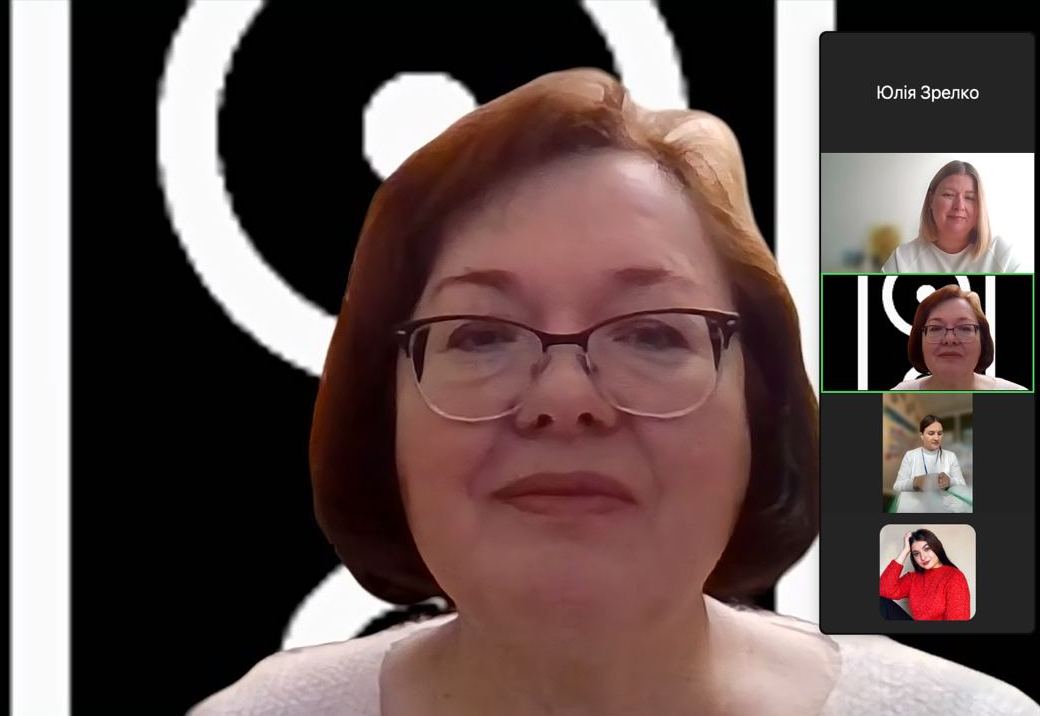 Виступає доктор педагогічних наук, завідувач відділу початкової освіти імені О. Я. Савченко Інституту педагогіки НАПН України   Онопрієнко Оксана Володимирівна